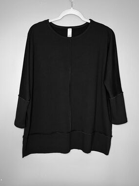 Spanx Shirt Womens M Black Dolman 3/4 Slv Perfect Length Tunic Top Stretch Comfy
